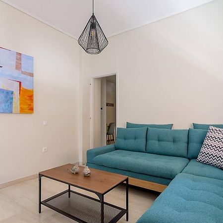 Cozy Flat With 1 Bedroom Next To Metro Station Atene Esterno foto