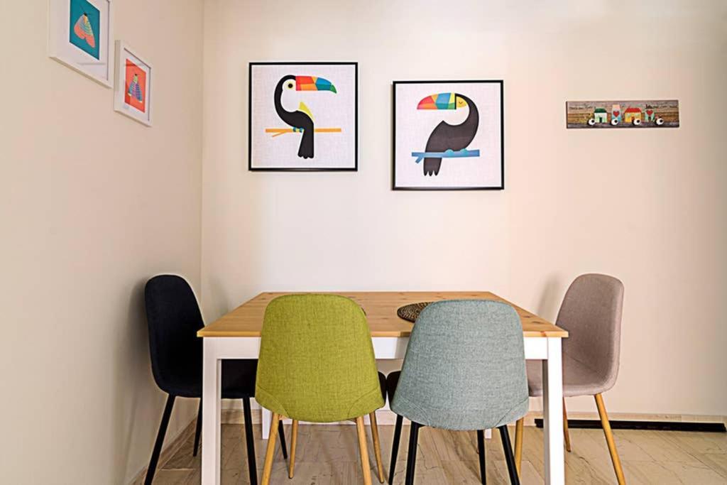 Cozy Flat With 1 Bedroom Next To Metro Station Atene Esterno foto