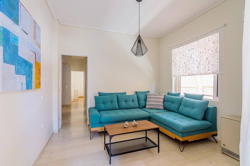 Cozy Flat With 1 Bedroom Next To Metro Station Atene Esterno foto